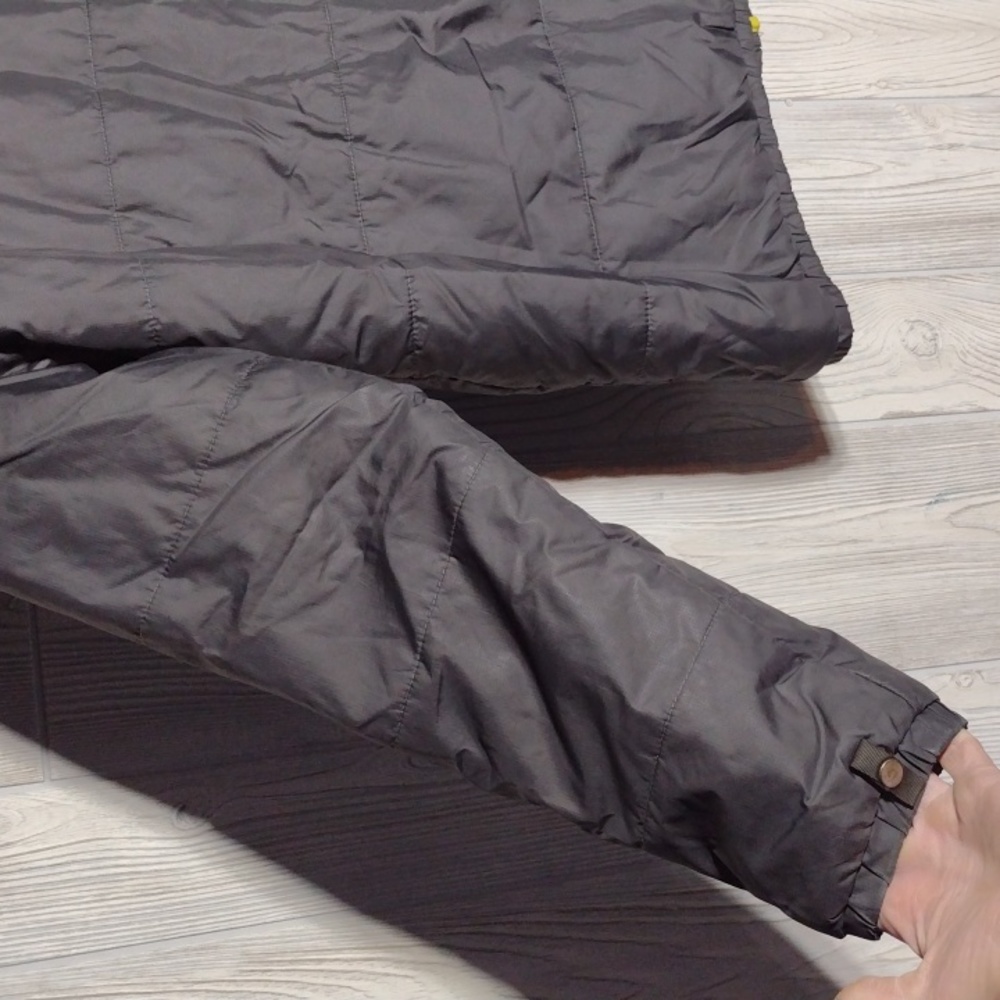 The North Face Jacket - Picture 6 of 12
